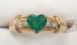 HS Emerald Ring