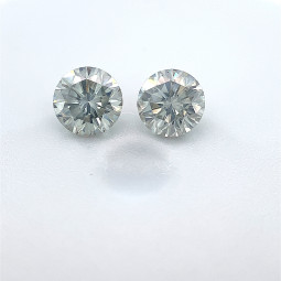 1.23-Carat BR Diamond Pair